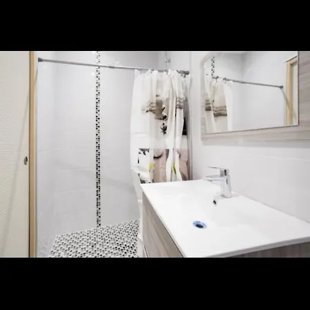 Apartment Beau 2 Peces Meublees Proche Acropolis *