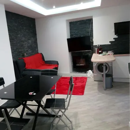 Beau 2 Peces Meublees Proche Acropolis Apartment *